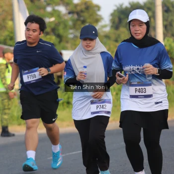 Runner Photo 3490010
