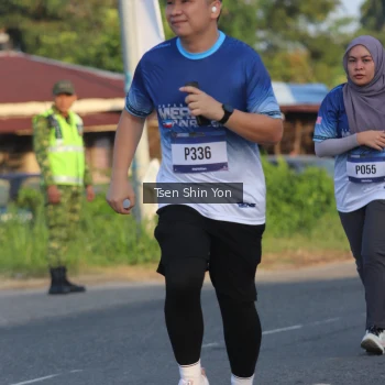 Runner Photo 3490030