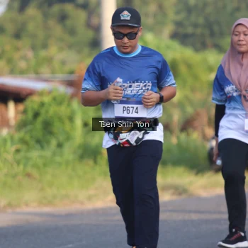 Runner Photo 3490444