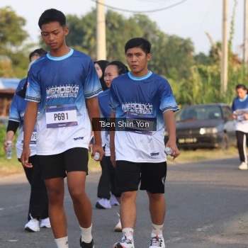 Runner Photo 3490598