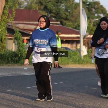 Runner Photo 3490786