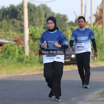 Runner Photo 3491797