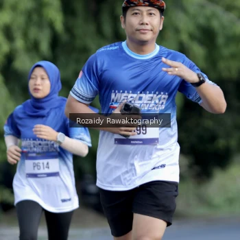 Runner Photo 3491945