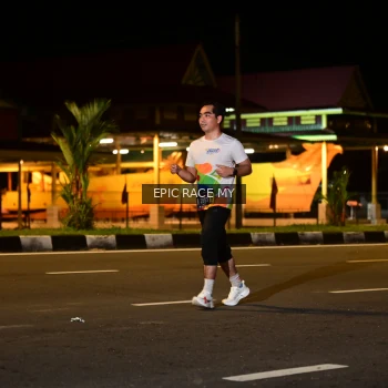 Runner Photo 3492174