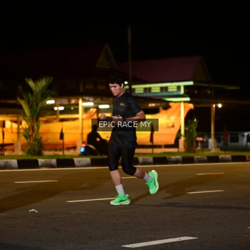 Runner Photo 3492202