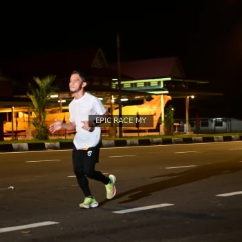 Runner Photo 3492249