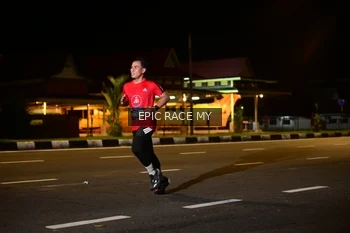 Runner Photo 3492310