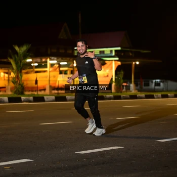 Runner Photo 3492373