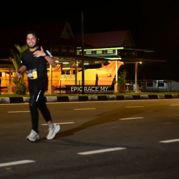 Runner Photo 3492386