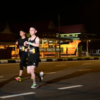 Runner Photo 3492400