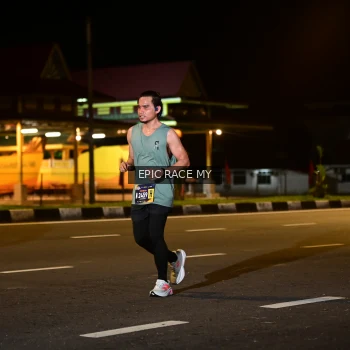Runner Photo 3492413