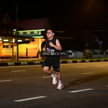 Runner Photo 3492496