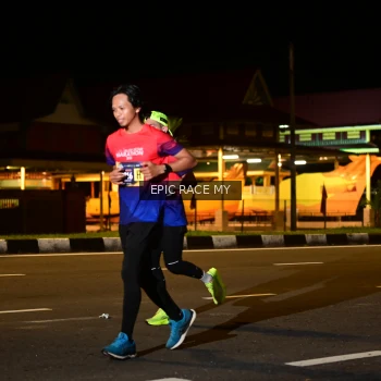 Runner Photo 3492546