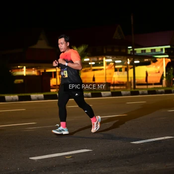 Runner Photo 3492595