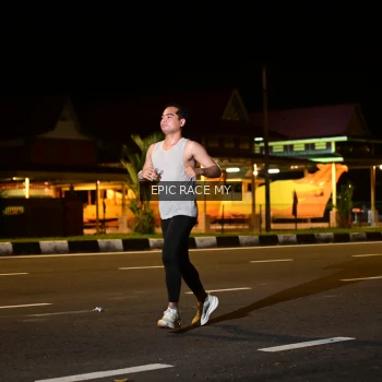 Runner Photo 3492654