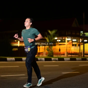 Runner Photo 3492726