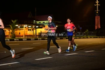 Runner Photo 3492748