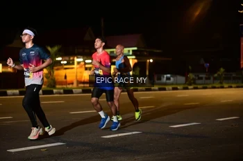 Runner Photo 3492752