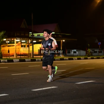 Runner Photo 3492759