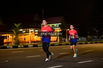 Runner Photo 3492791
