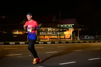 Runner Photo 3492913