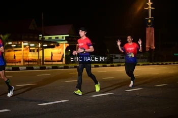 Runner Photo 3492992