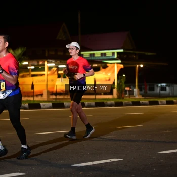 Runner Photo 3493016