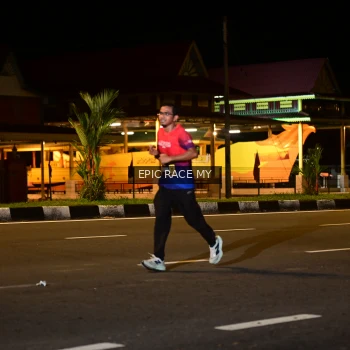 Runner Photo 3493070