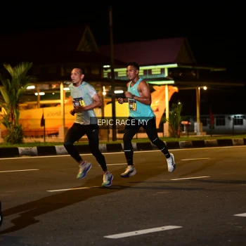 Runner Photo 3493099