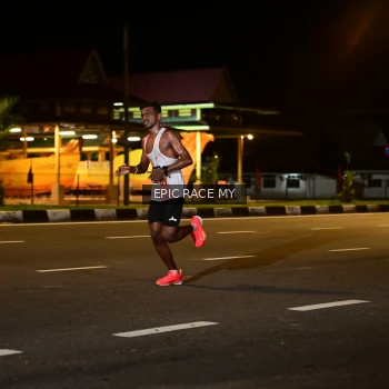 Runner Photo 3493242