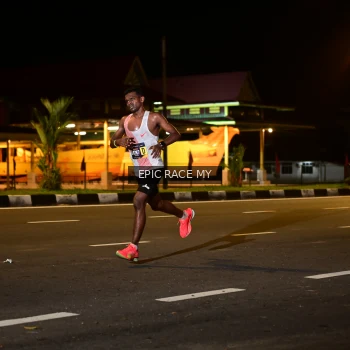 Runner Photo 3493246