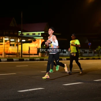 Runner Photo 3493274