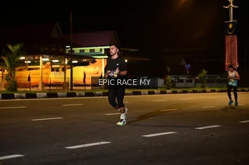 Runner Photo 3493291