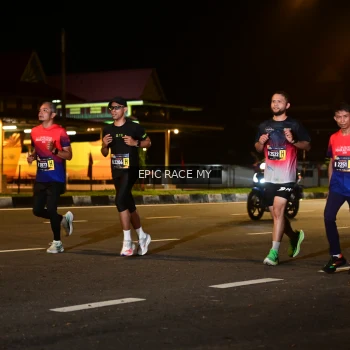 Runner Photo 3493318
