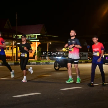 Runner Photo 3493319