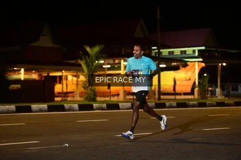 Runner Photo 3493506
