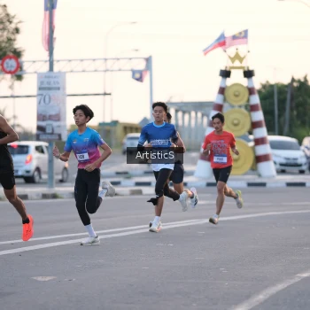 Runner Photo 3493635