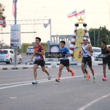 Runner Photo 3493649
