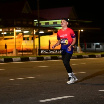 Runner Photo 3493650