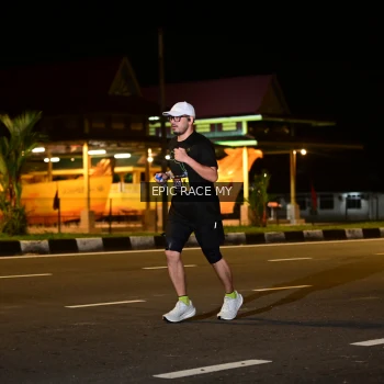 Runner Photo 3493721