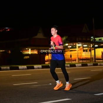 Runner Photo 3493731
