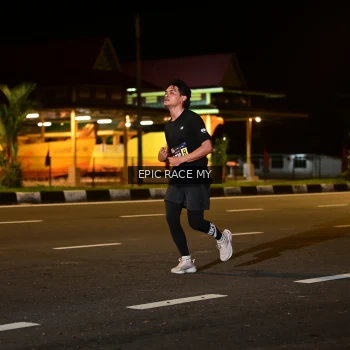 Runner Photo 3493734