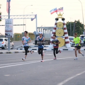 Runner Photo 3493745