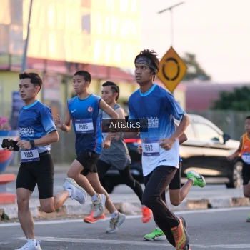 Runner Photo 3493766