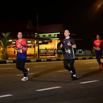 Runner Photo 3493772