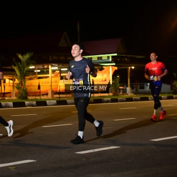 Runner Photo 3493779