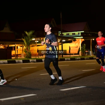 Runner Photo 3493786