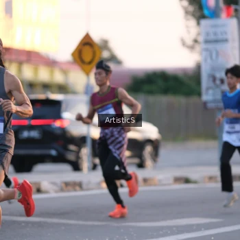 Runner Photo 3493799