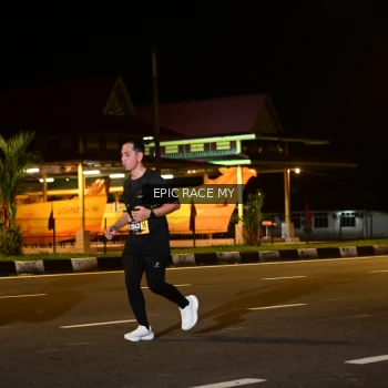 Runner Photo 3493877