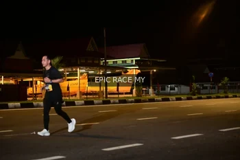 Runner Photo 3493885